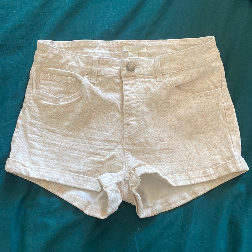 Stretchy High Waist Waisted H&M Jean Shorts Cobra Snake Beige Print sz 6 EUC
